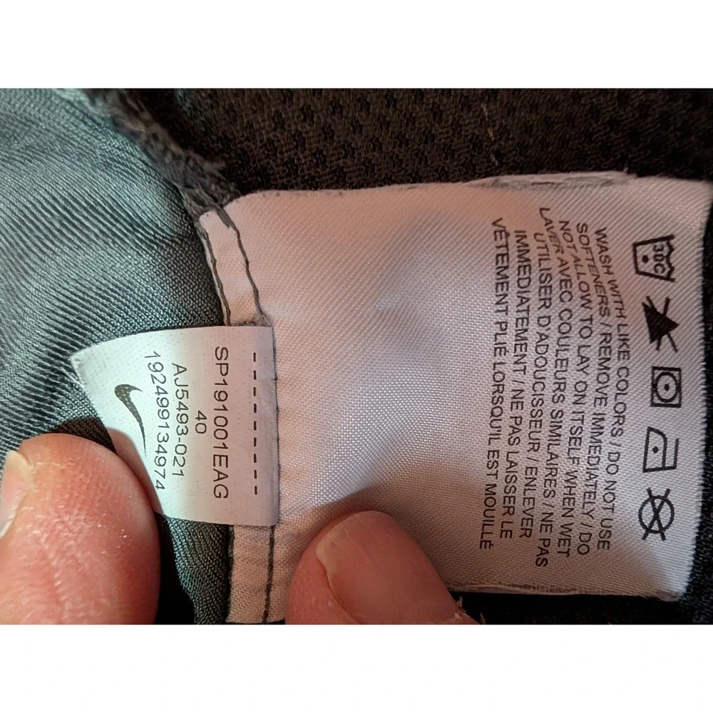 Nike Dri-Fit Lightweight Flat Front Casual Shorts Gray‎ Size 40